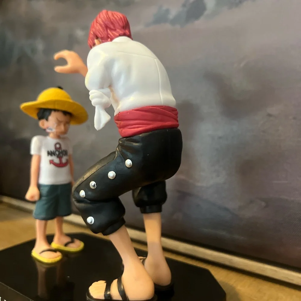 One Piece Luffy & Shanks Figures Anime Action FigureFigures Model or Cake Topper